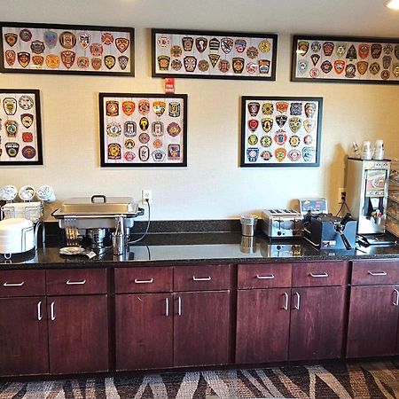 Cobblestone Inn & Suites - Clintonville מראה חיצוני תמונה