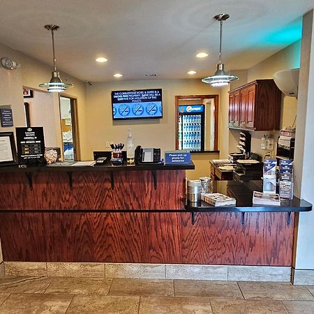Cobblestone Inn & Suites - Clintonville מראה חיצוני תמונה